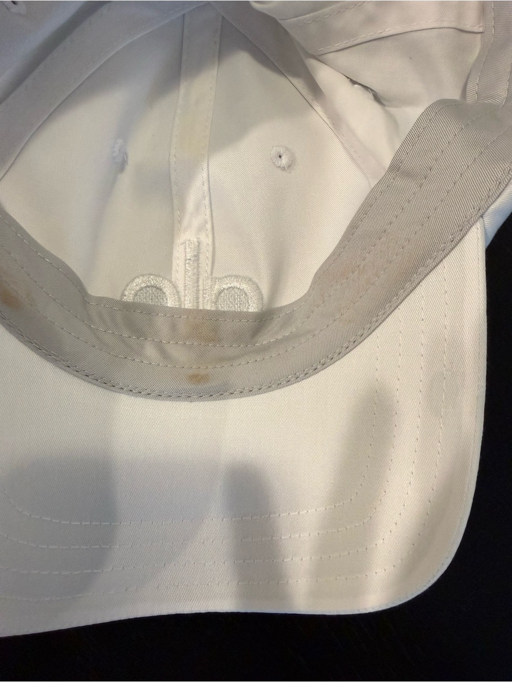 Alo Performance Off-Duty Caps - Picture 10 of 10